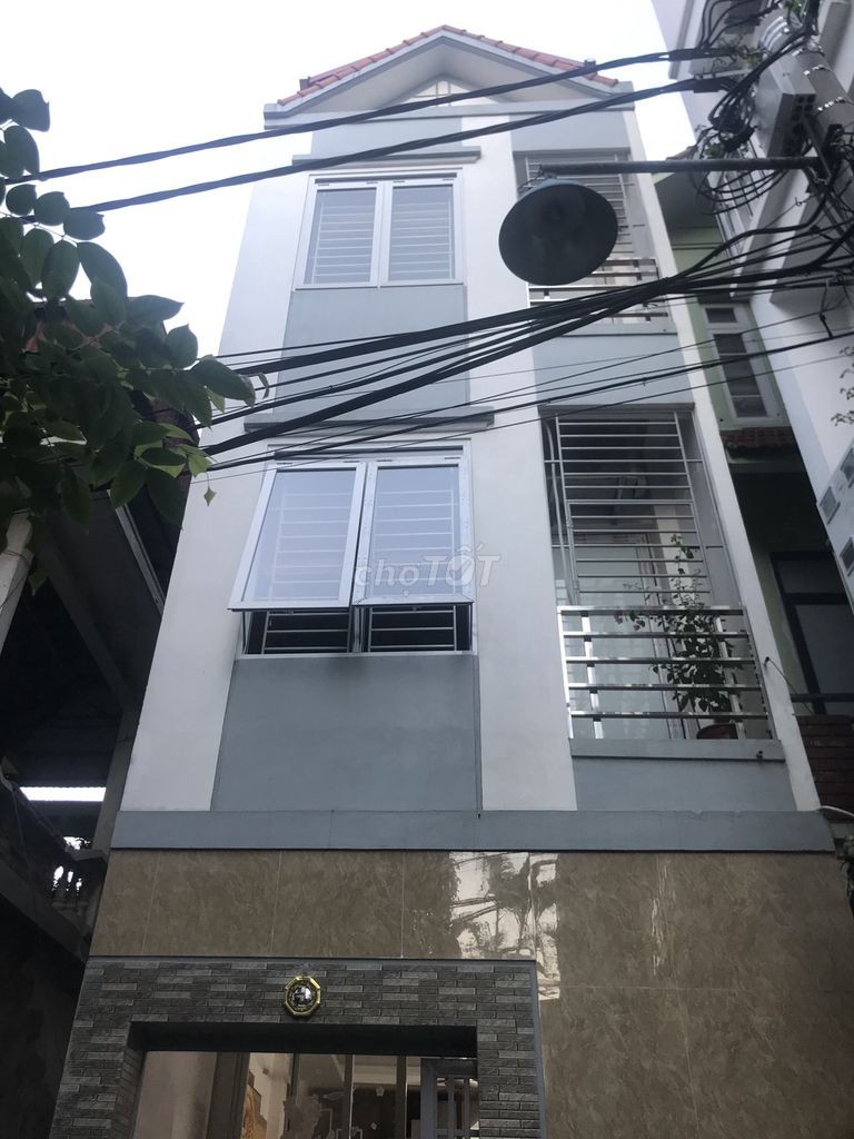 Bán nhà 4 tầng chính chủ Quận Long Biên liên hệ 0961345468 pháp lý chính chủ, sổ sẵn