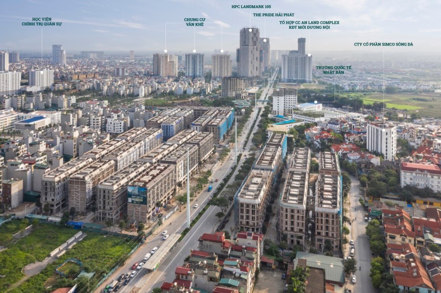 Tôi cần bán gấp nhà mặt phố Tố Hữu, đường trước nhà 50m, có vỉa hè để xe kinh doanh tốt