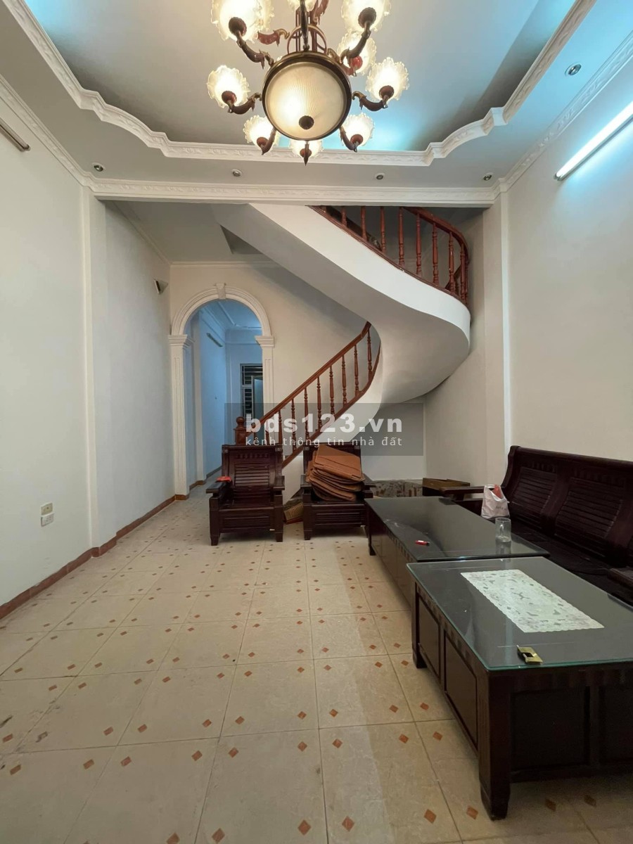 Bán nhà Trần Duy Hưng phân lô Vip ở hoặc làm văn phòng, diện tích sử 57m2, giá 11 Tỷ