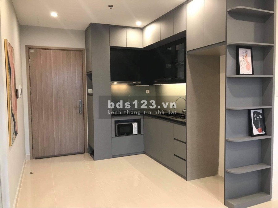 Cho thuê gấp CH 2PN, 2WC, 70M2 full đồ Vinhomes Smart City 12tr/th