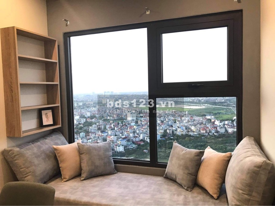Cho thuê gấp CH 2PN, 2WC, 70M2 full đồ Vinhomes Smart City 12tr/th