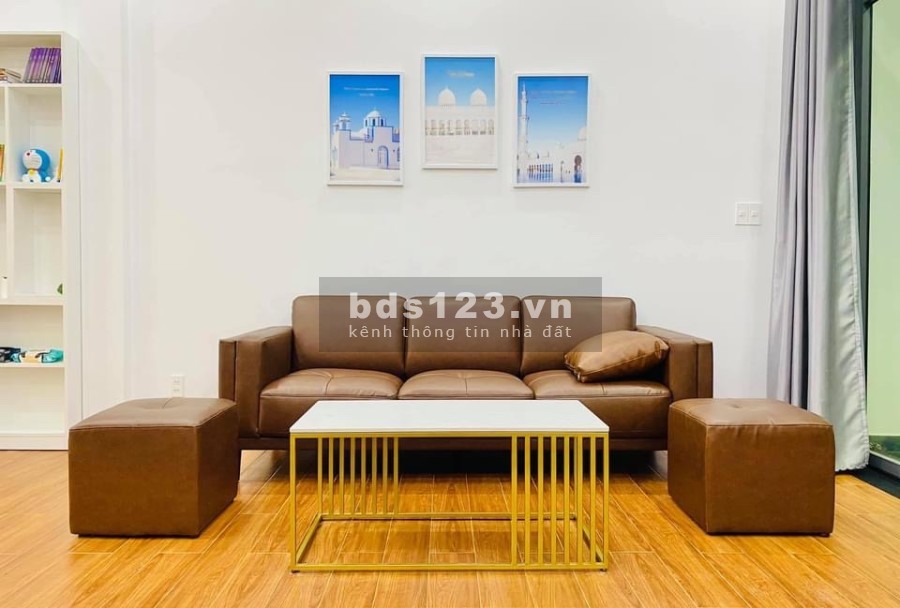 Bán nhà chỉ 3.55 tỷ sở hữu nguyên căn diện tích 70m2 lõi Bắc Từ Liêm, view hồ, ô tô đỗ cửa