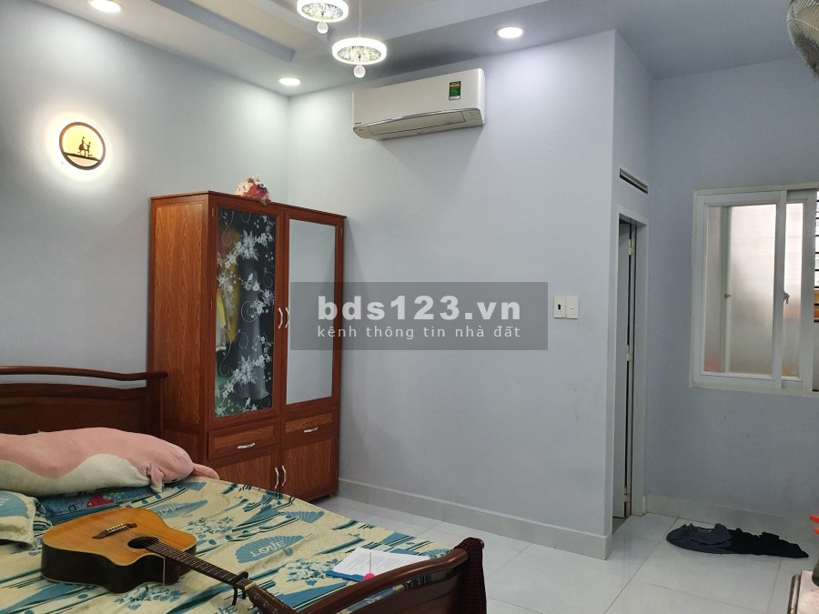 Nhà Lê Trọng Tấn diện tích 65m2 sử dụng (4.5x15.5) giá chỉ 4.5 tỷ thương lượng, sổ sẵn