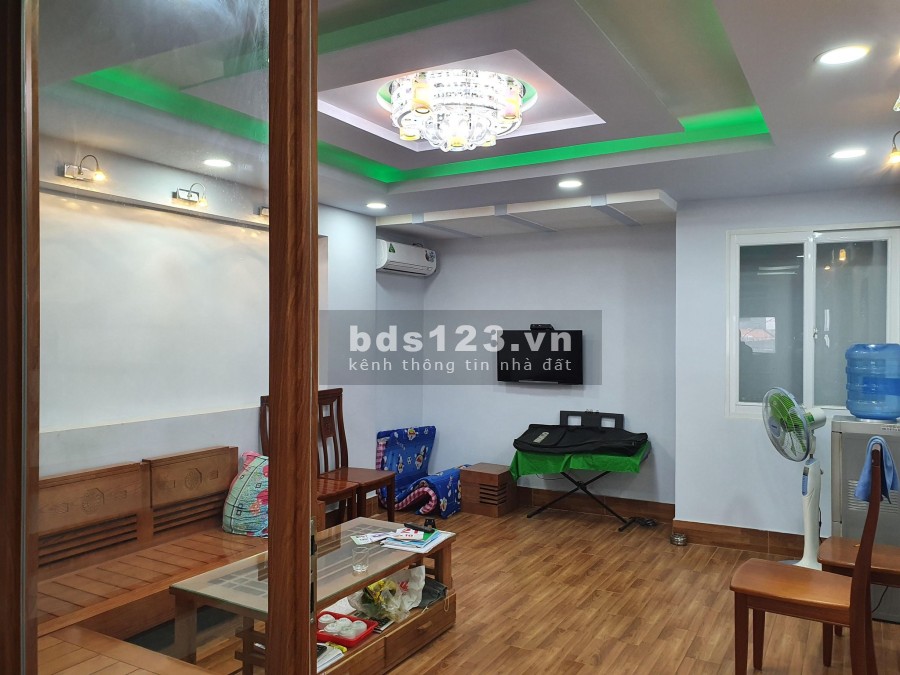 Nhà Lê Trọng Tấn diện tích 65m2 sử dụng (4.5x15.5) giá chỉ 4.5 tỷ thương lượng, sổ sẵn