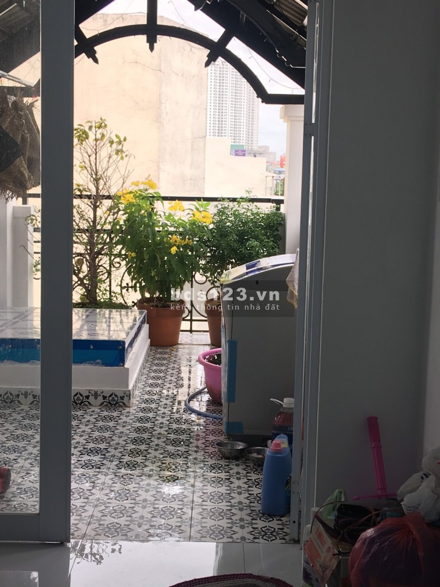 Chủ cần bán gấp nhà Quận 4 giá tốt liên hệ chính chủ 0938888066 bàn giao đầy đủ pháp lý