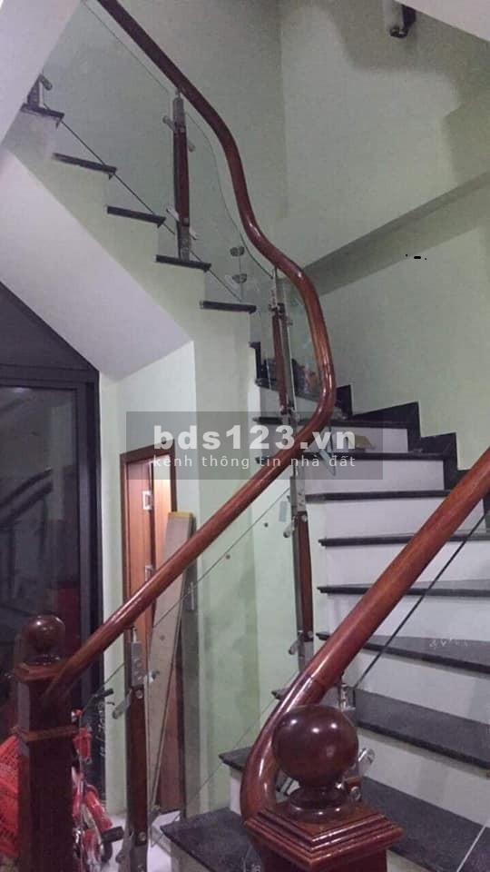 Bán Nhà Đẹp Ô Tô Đỗ Yên Nghĩa Hà Đông diện tích sử dụng 45m2 4 tầng mặt tiền 4m giá 3 tỷ