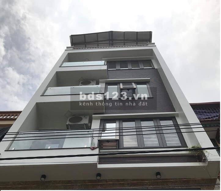 Bán nhà nguyên căn Quận Hoàng Mai, diện tích 49m2, 5 tầng, ô tô đỗ cửa, giá bán 5.9 tỷ