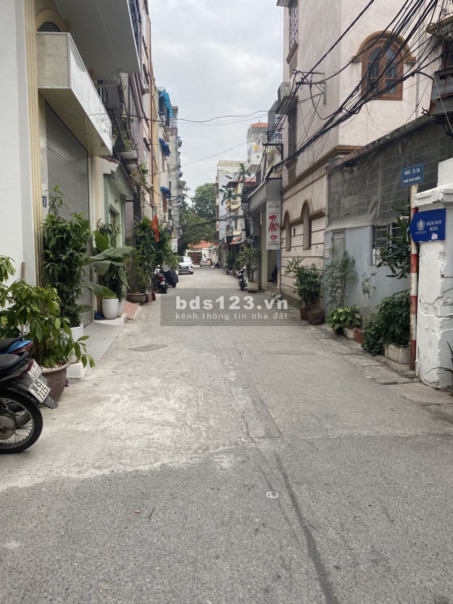 Đất phố Phú Viên diện tích sử dụng 34m2 đường 6m ô tô tránh khu dân cư đông đúc