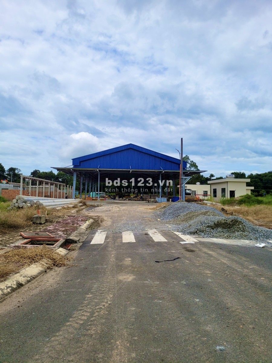 Duy nhất 5 suất nội bộ mặt tiền Quốc Lộ 13, đường nội bộ trải nhựa pháp lý chính chủ