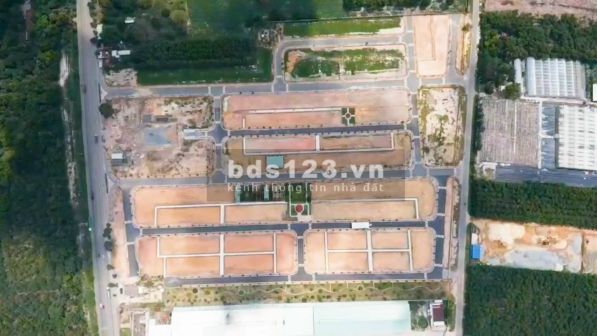 Duy nhất 5 suất nội bộ mặt tiền Quốc Lộ 13, đường nội bộ trải nhựa pháp lý chính chủ