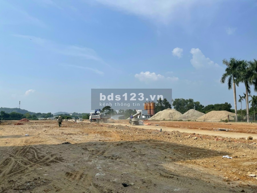 40 lô Phú Cát mở bán đợt 1. Mặt đường tỉnh lộ 446 qH rộng 28m, gần QL21A. Cơ hội HIẾM CÓ tại Hòa Lạc
