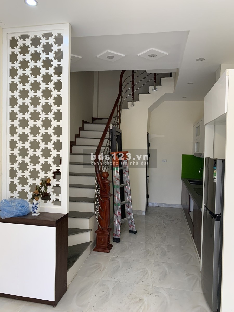 Bán nhà xây mới 4.5 tầng liền kề Ngọc Thụy đầy đủ nội thất giá mùa dịch lh 0815513333