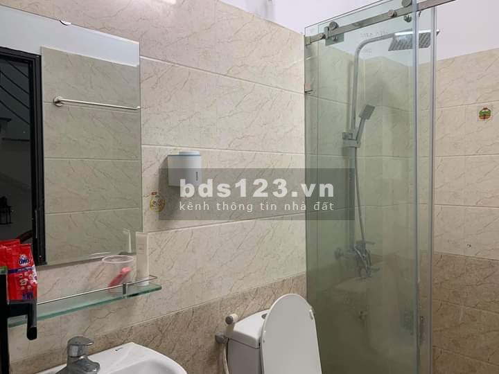 Bán nhà Quan Nhân ở luôn giếng trời cực thoáng diện tích sử dụng 39m2, chưa đến 3 tỷ