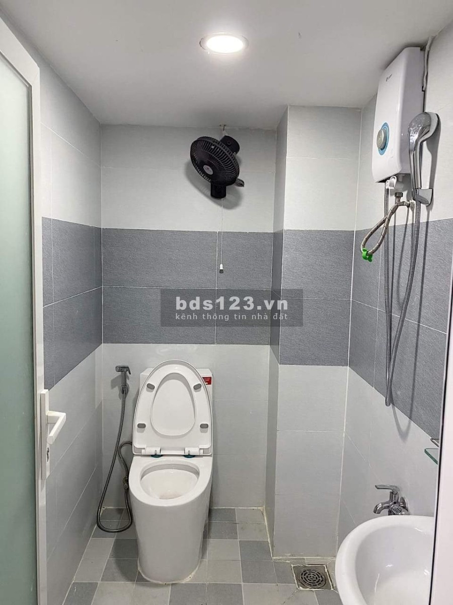 Chỉ 6 tỷ 2 mua nhà mới đẹp ở ngay Ngô Quyền, Quận 10, diện tích 45m2, nở hậu sổ sẵn