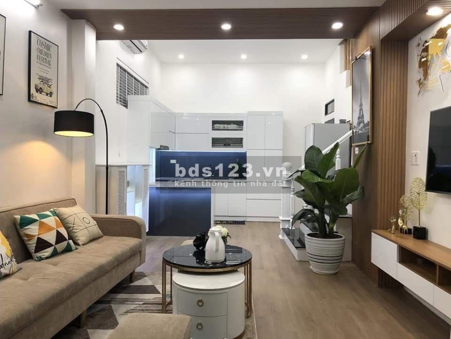 CẦN BÁN NHÀ GẤP KHU VỰC CẦU GIẤY NHỈNH 3 TỶ