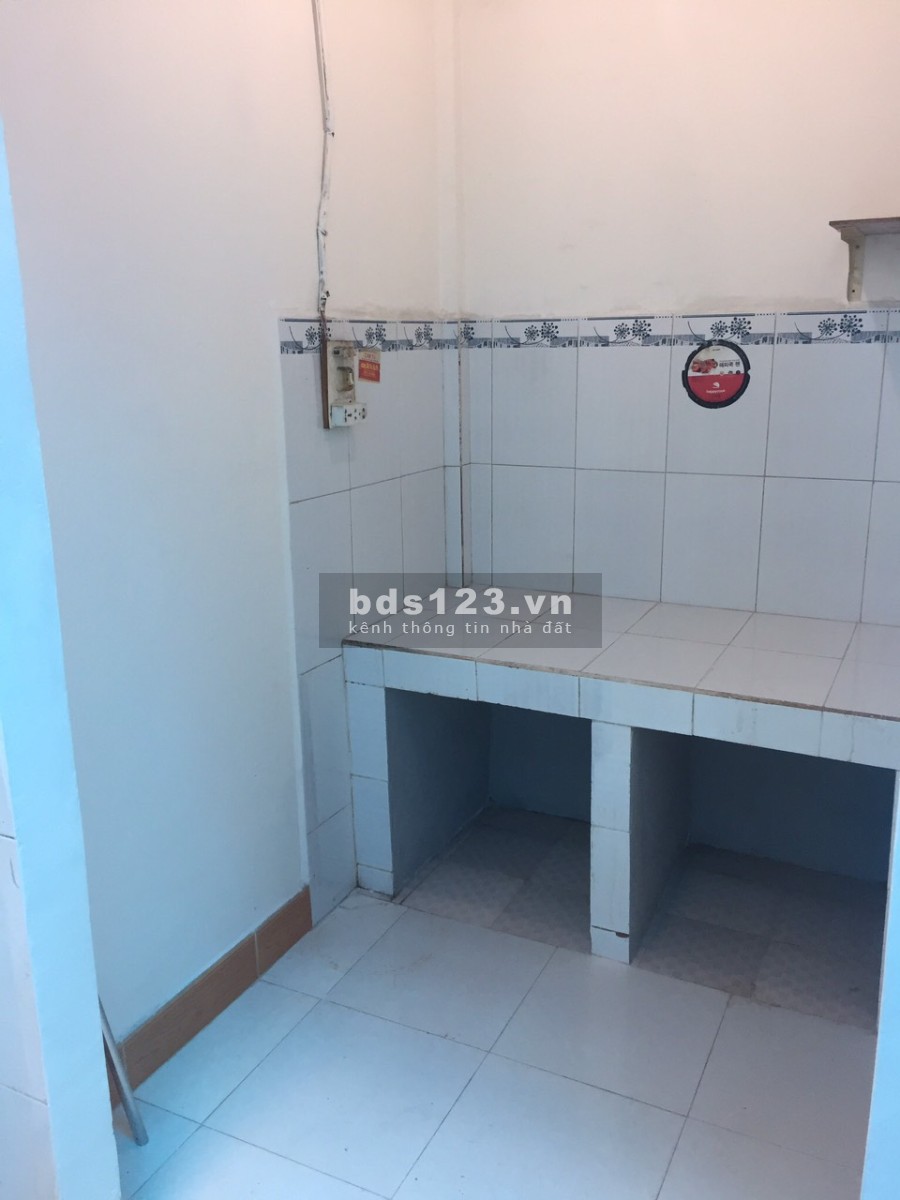 Chính chủ cho thuê nhà nguyên căn 3x10 tại 618/30 CMT8 P11 Q3 giá 7tr/th