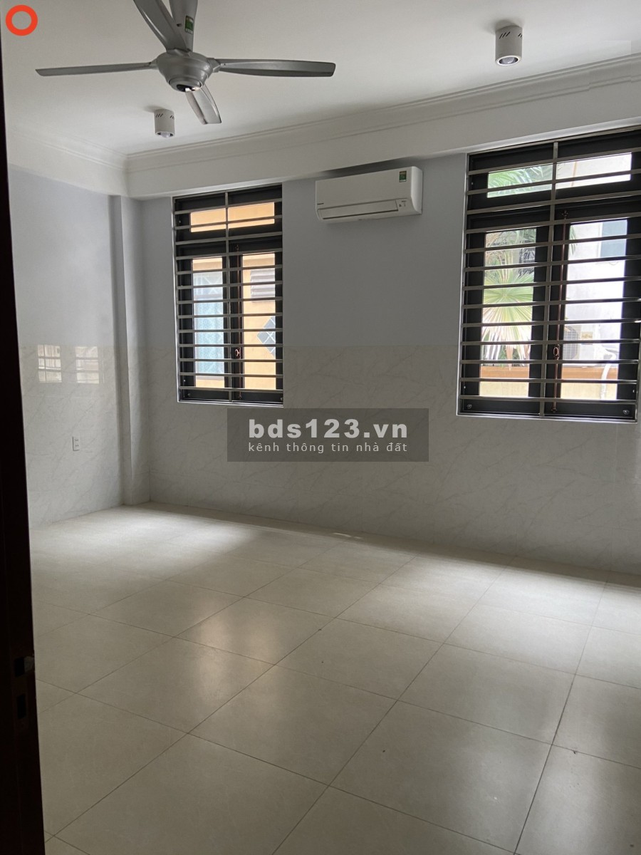 Nhà Mới HXH Bình Lợi diện tích sử dụng 5x20m trệt, 3 lầu, 5pn, 4wc liên hệ 0909411323