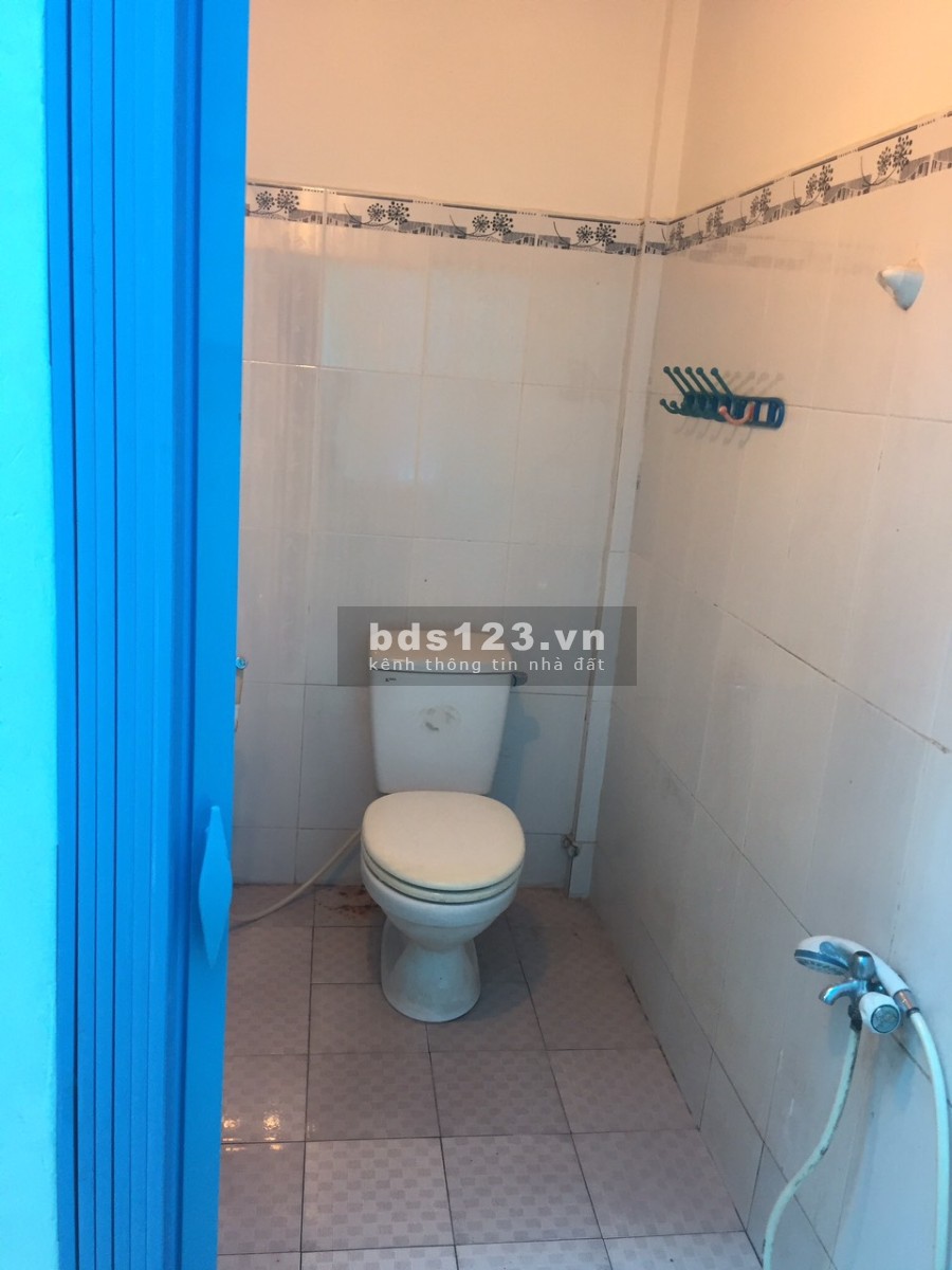 Chính chủ cho thuê nhà nguyên căn 3x10 tại 618/30 CMT8 P11 Q3 giá 7tr/th
