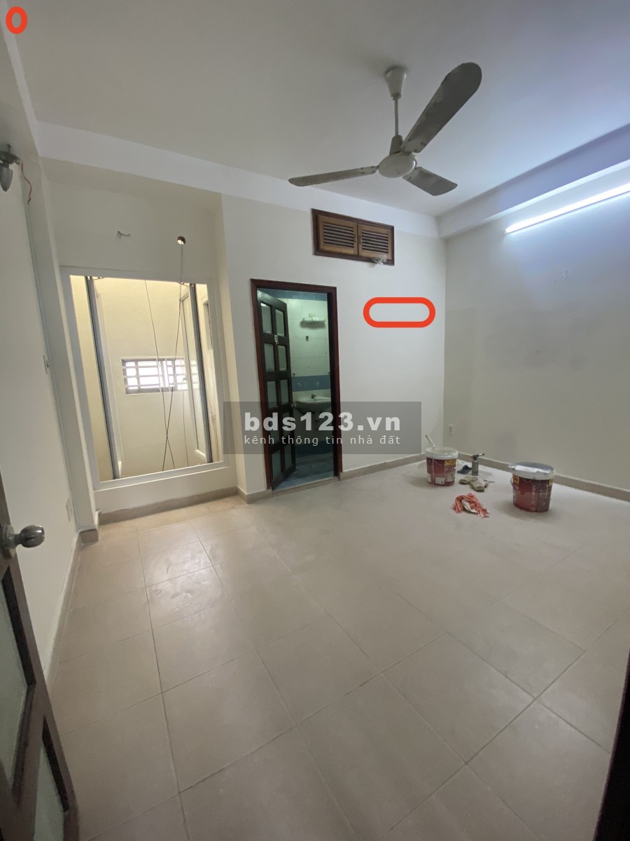 Cho thuê nhà nguyên căn hẻm xe hơi đường D1 4.4x15m Trệt, lửng, 2 lầu. 6 pn, 4 wc, 19 triệu/tháng