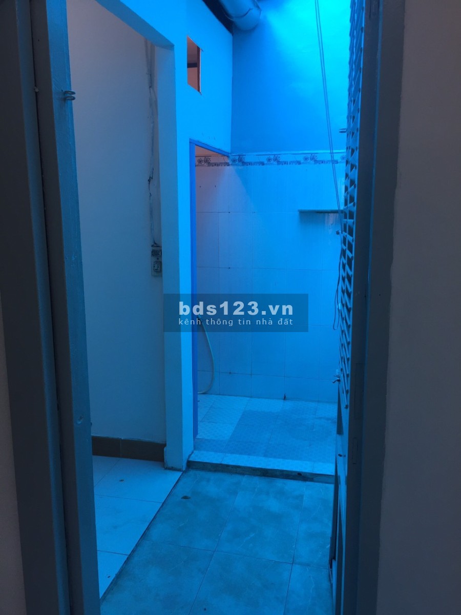 Chính chủ cho thuê nhà nguyên căn 3x10 tại 618/30 CMT8 P11 Q3 giá 7tr/th