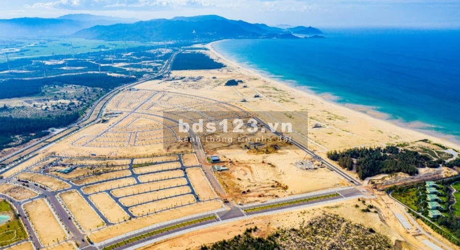 Đất nền biển Quy Nhơn giá bán 2.4 tỷ, diện tích 80m2 đã có sổ đỏ sở hữu lâu dài, xây dựng ngay