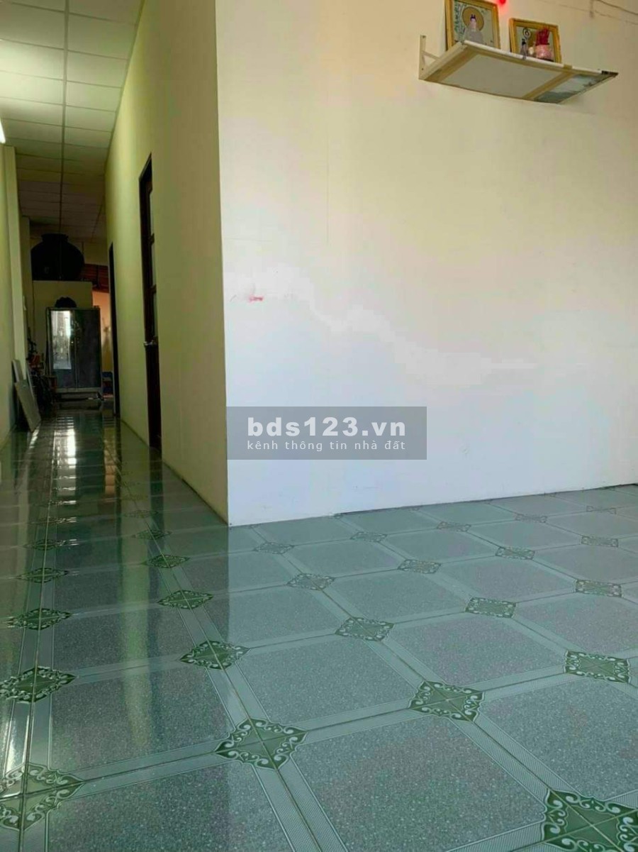 Bán nhà Quận 7 _ Bán gấp do kẹt tiền _ Sổ hồng chính chủ, DT 4,2mx19m, tặng bản vẽ + giấy phép XD