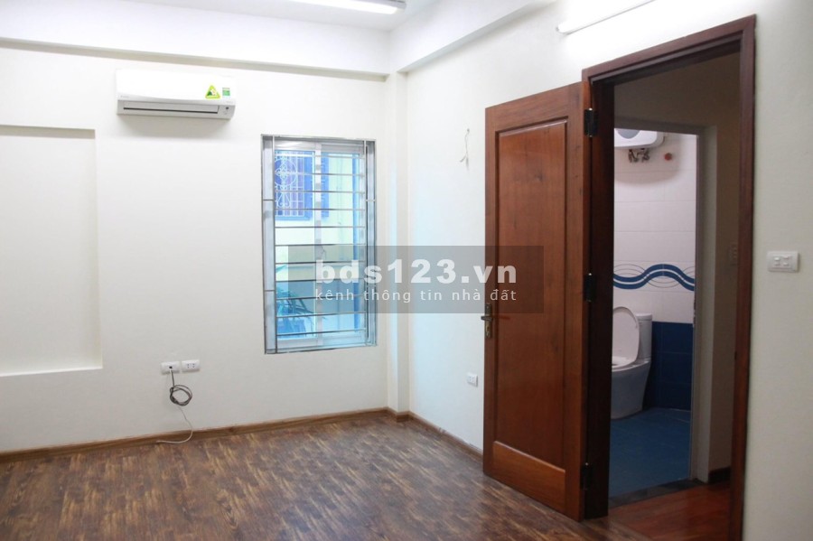 Bán nhà Đường Láng - Bagac đỗ cửa nhà mới ful nội thất kingkoong