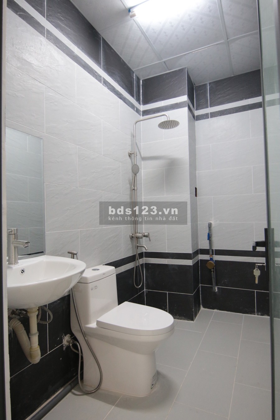 Chính chủ cho thuê phòng Bình Thạnh giá siêu rẻ . Full nội thất, hẻm xe hơi,…