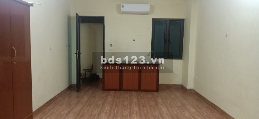 Cho thuê căn hộ liên hệ bà Thanh 0858705218 giá cho thuê 3.5 triệu/tháng, khu dân cư đông đúc