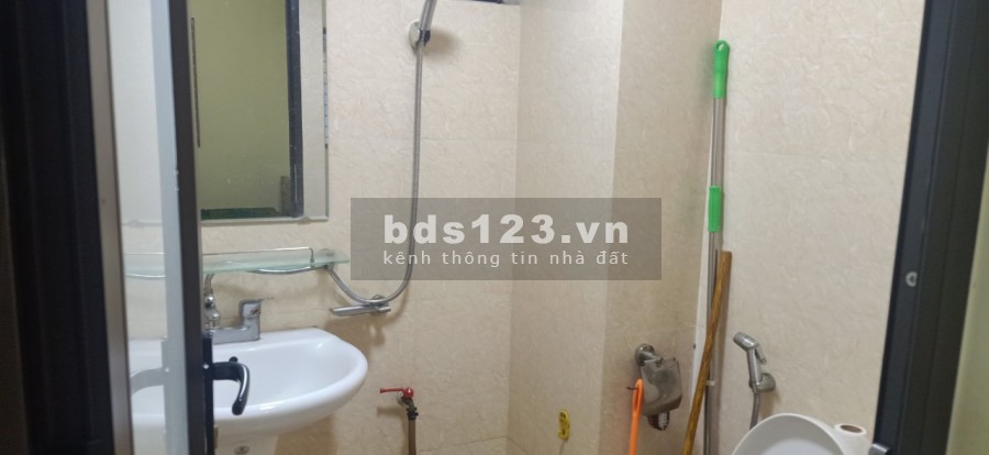 Cho thuê căn hộ liên hệ bà Thanh 0858705218 giá cho thuê 3.5 triệu/tháng, khu dân cư đông đúc