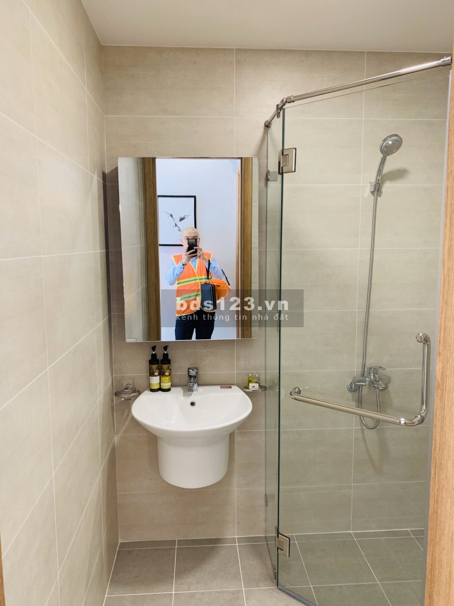 Bán nhanh căn hộ Bcons Green View dtsd 56m2 - giá chỉ 1tỷ 770tr bao thuế phí sang tên