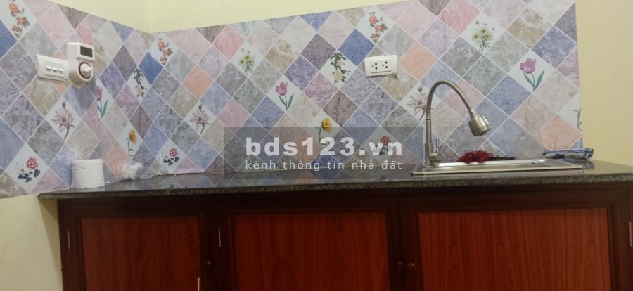 Cho thuê căn hộ liên hệ bà Thanh 0858705218 giá cho thuê 3.5 triệu/tháng, khu dân cư đông đúc