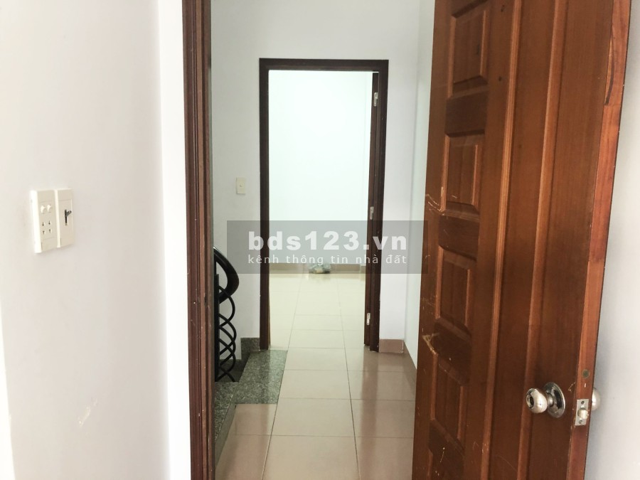 Nhà mặt tiền Trần Bình Trọng phường 5 Bình Thạnh diện tích 80m2, dt 4.2x18 giá 11.8 Tỷ