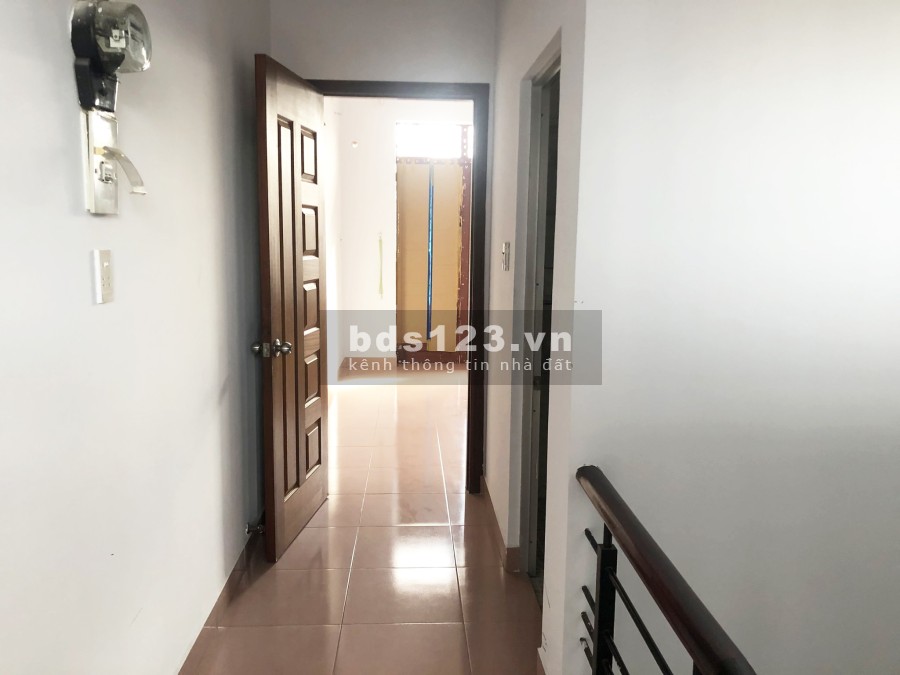 Nhà mặt tiền Trần Bình Trọng phường 5 Bình Thạnh diện tích 80m2, dt 4.2x18 giá 11.8 Tỷ