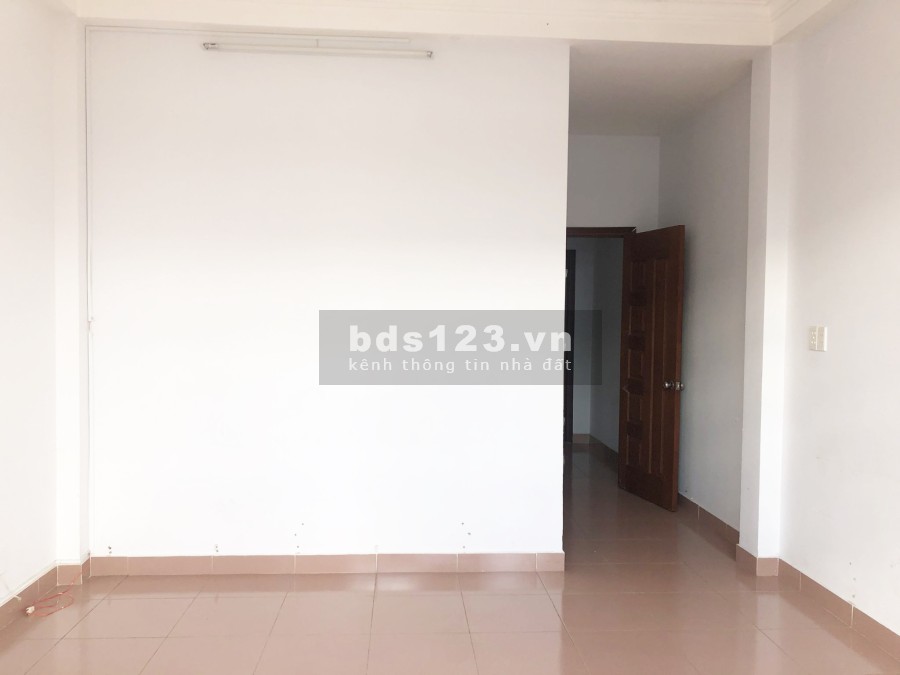 Nhà mặt tiền Trần Bình Trọng phường 5 Bình Thạnh diện tích 80m2, dt 4.2x18 giá 11.8 Tỷ