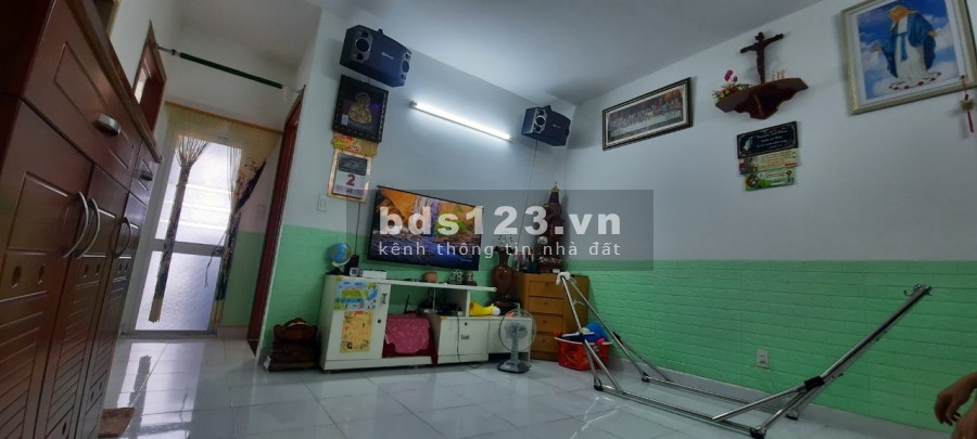 Căn hộ diện tích 60m2 2PN Thoại Ngọc Hầu Quận Tân Phú view đẹp, giá bán chỉ 1,89 tỷ