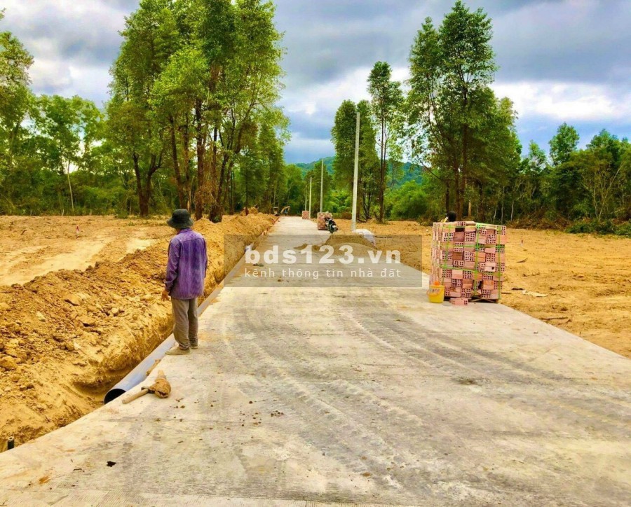 Bán lô đất đầu tư sinh lời cao, hạ tầng hoàn thiện, khu dân trí cao hàng xóm đông đúc, tiện tích đủ