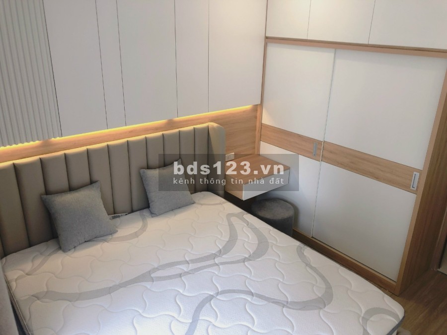 Cho thuê căn 2PN+1 đồ cơ bản giá 9 triệu tại Vin Smart City liên hệ 0968719555 tiện ích đủ