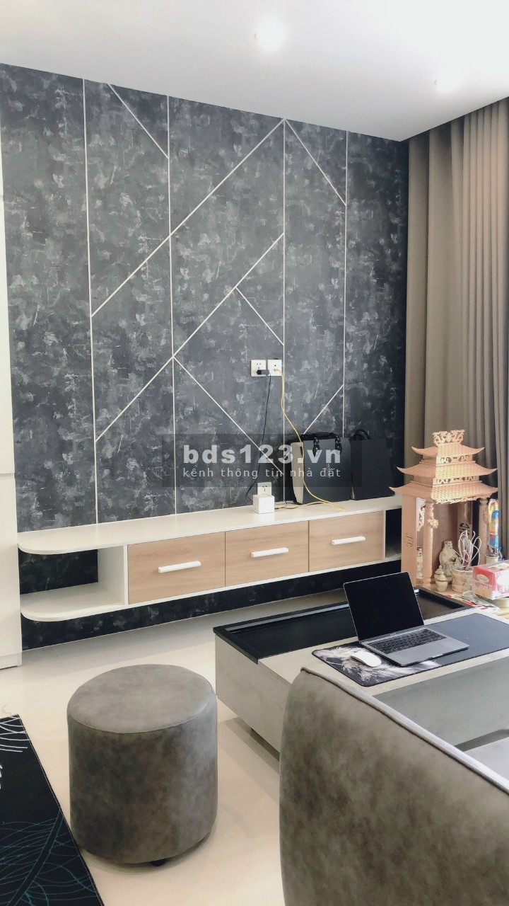 Cho thuê căn 2PN+1 đồ cơ bản giá 9 triệu tại Vin Smart City liên hệ 0968719555 tiện ích đủ