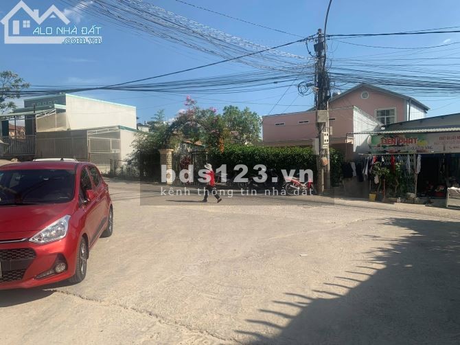Cần Bán lô đất liên kế đường Mai Hắc Đế phường 5 thành phố Đà Lạt giá chỉ 5.7 tỷ lhcc