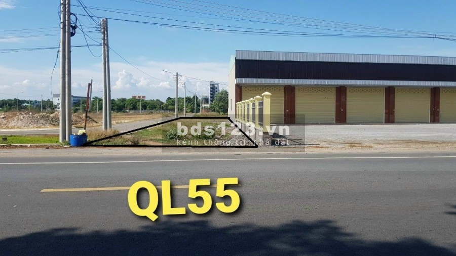 Đất nền thị trấn Long Điền, diện tích sử dụng 987m2 (20x50) giá chỉ 6 triệu/m2, sổ sẵn chính chủ.
