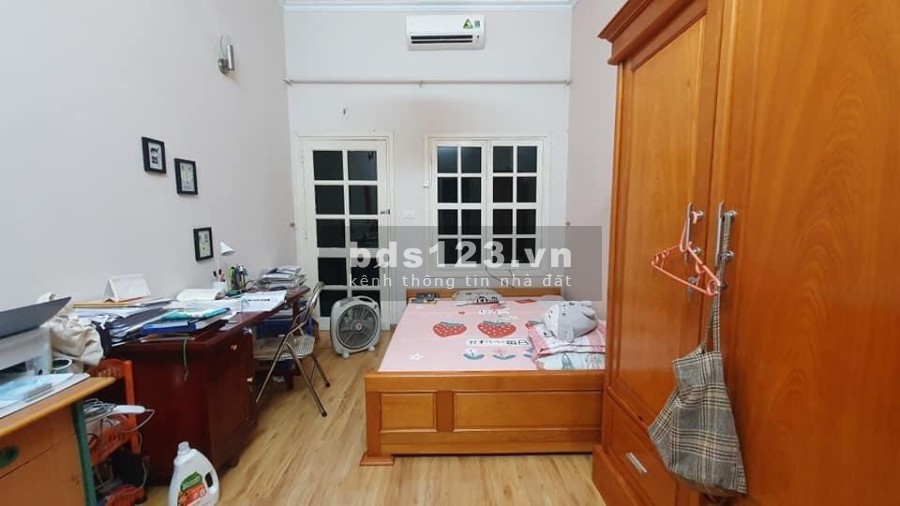 Nhà hiếm cần bán nhanh trung tâm Quận Đống Đa, 30m ra mặt phố Tôn Đức Thắng, đúc 5 tầng