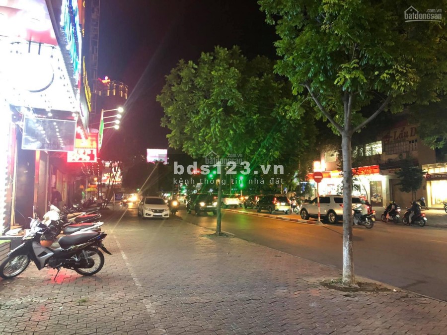 Mặt phố Vũ Phạm Hàm 92m2 7 Tầng thang máy kinh doanh đỉnh dòng tiền tốt giá hơn 100 tr/m2