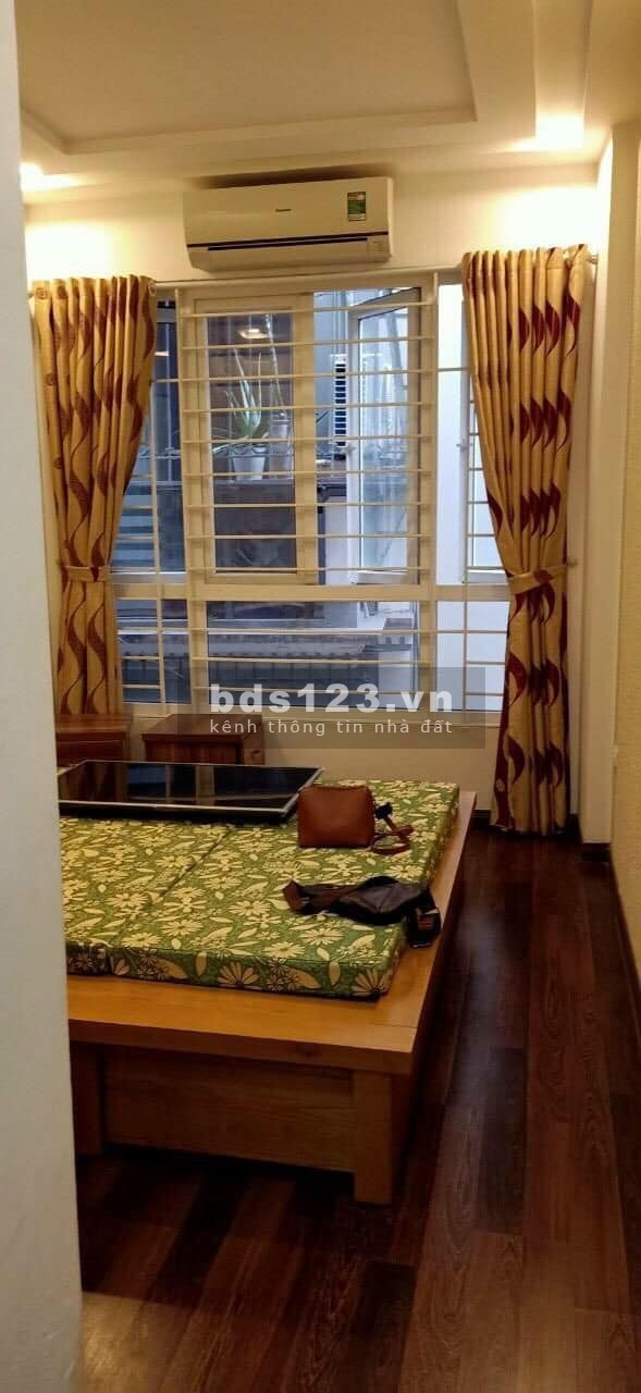 Bán nhà 5 tầng mới đẹp full nội thất vào ở ngay, khu trung tâm Quận Đống Đa, ngõ thông tứ tung