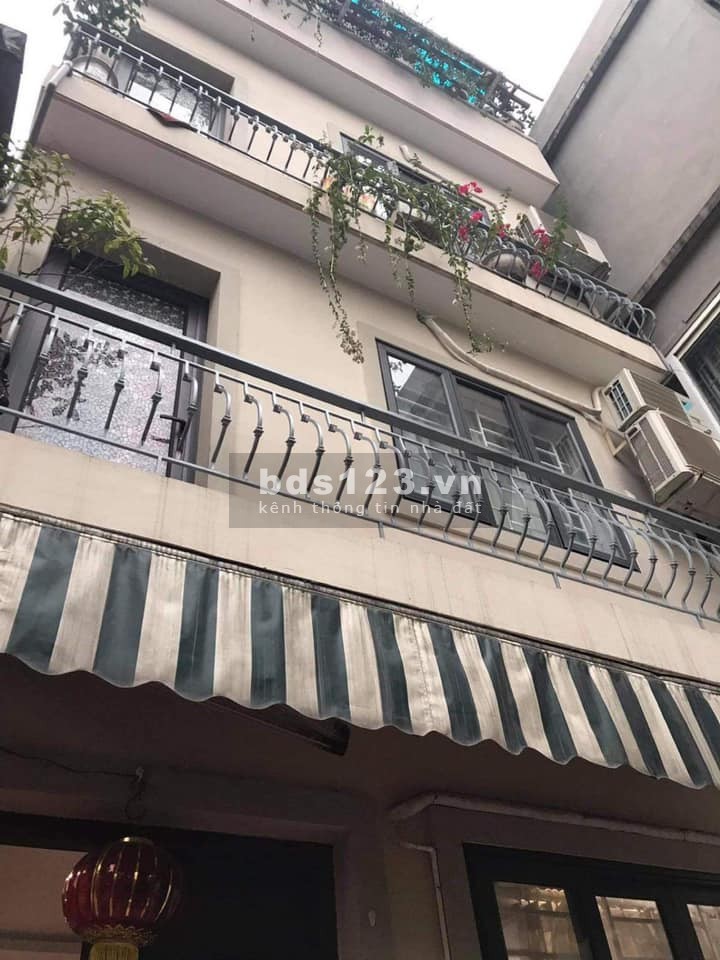 Bán nhà Ngọc Thuy Long Biên 35m2, 4 tầng, mt 4.5m, giá 3 tỷ có nhà đẹp ở ngay LH em Khởi 0911010586