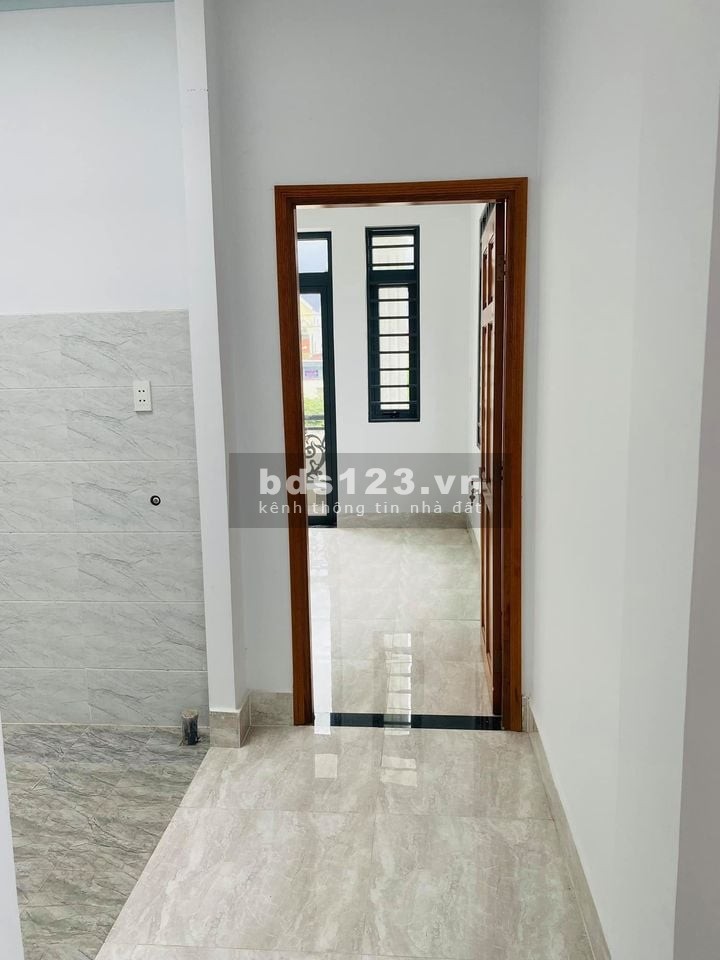 Nhà Dĩ An sổ hồng riêng chính chủ, hàng ngợp chính chủ kẹt tiền cần bán thanh toán linh hoạt