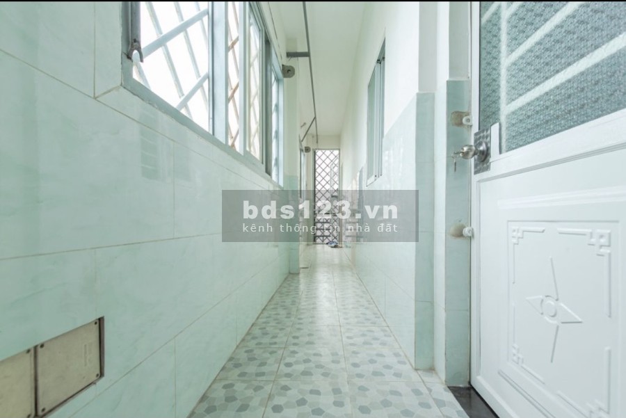 Chính chủ bán gấp nhà có 9 phòng tại Trần Xuân Soạn P Tân Thuận Tây Q7