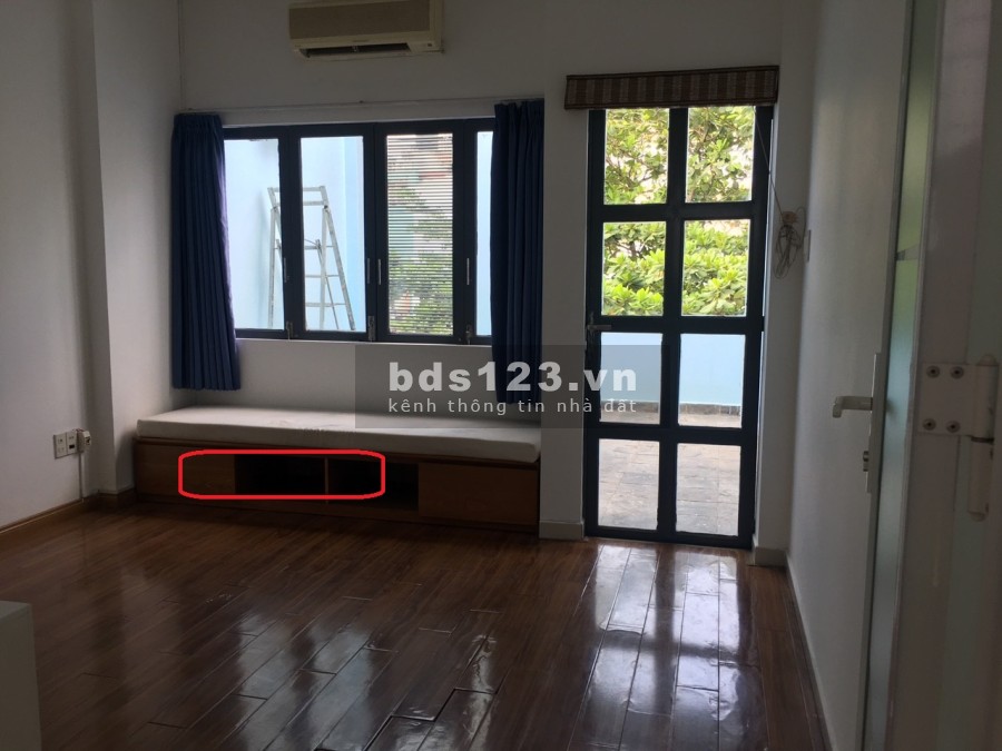 Nhà hẻm xe hơi vào tận nhà đường Phan Văn Trị 1 trệt lửng 3 lầu sân thượng giá 25 triệu/tháng