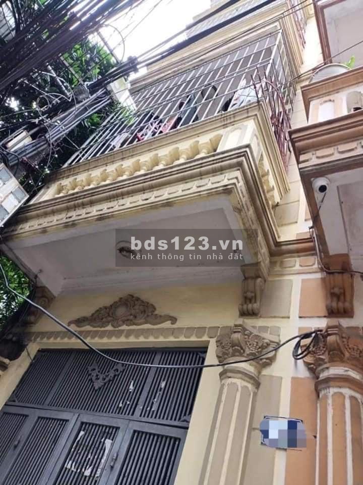Siêu hiếm chỉ nhỉnh 2 tỷ sở hữu nhà TT Q.Ba Đình, ô tô đỗ cửa, đất vuông vắn !!