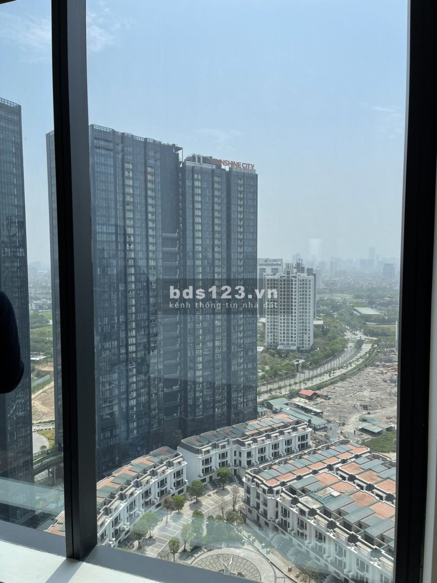 Chính chủ bán gấp căn góc Đông Nam 100m2 3PN tại Sunshine City-Ciputra Hà Nội.LH:0986.857.358